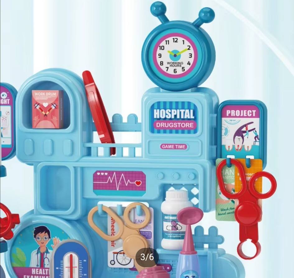 Interest Medical Equipment Set Play House