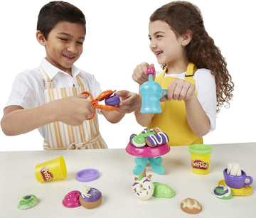 Play-Doh Kitchen Creations Delightful Donuts Set with 4 Colours