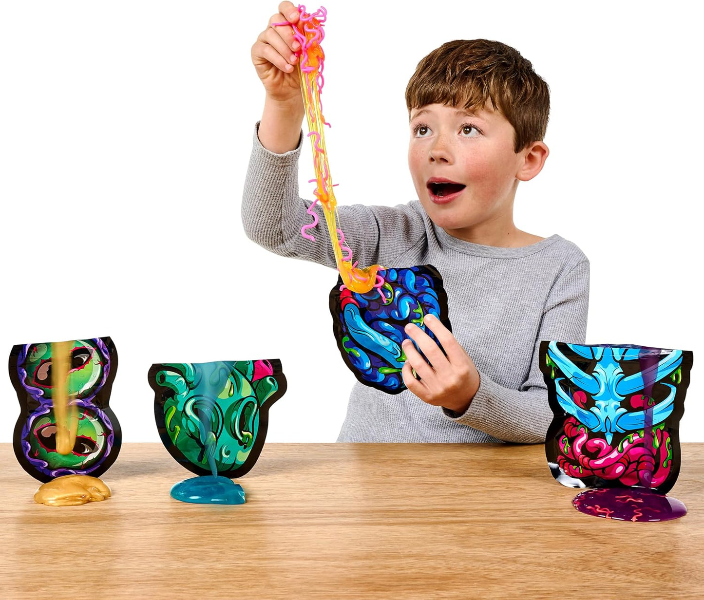 Treasure X Mega Alien Dissection Playset includes 35+ Surprises